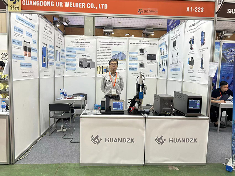 electric resistance welding machine
